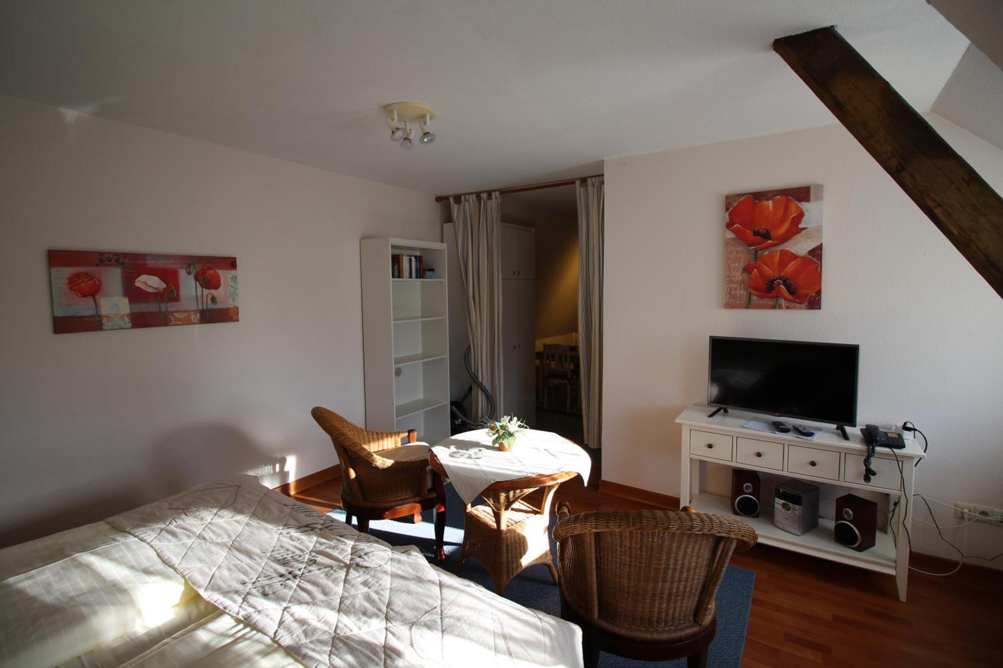 Hotel Garni Zur Post Utersum Esterno foto